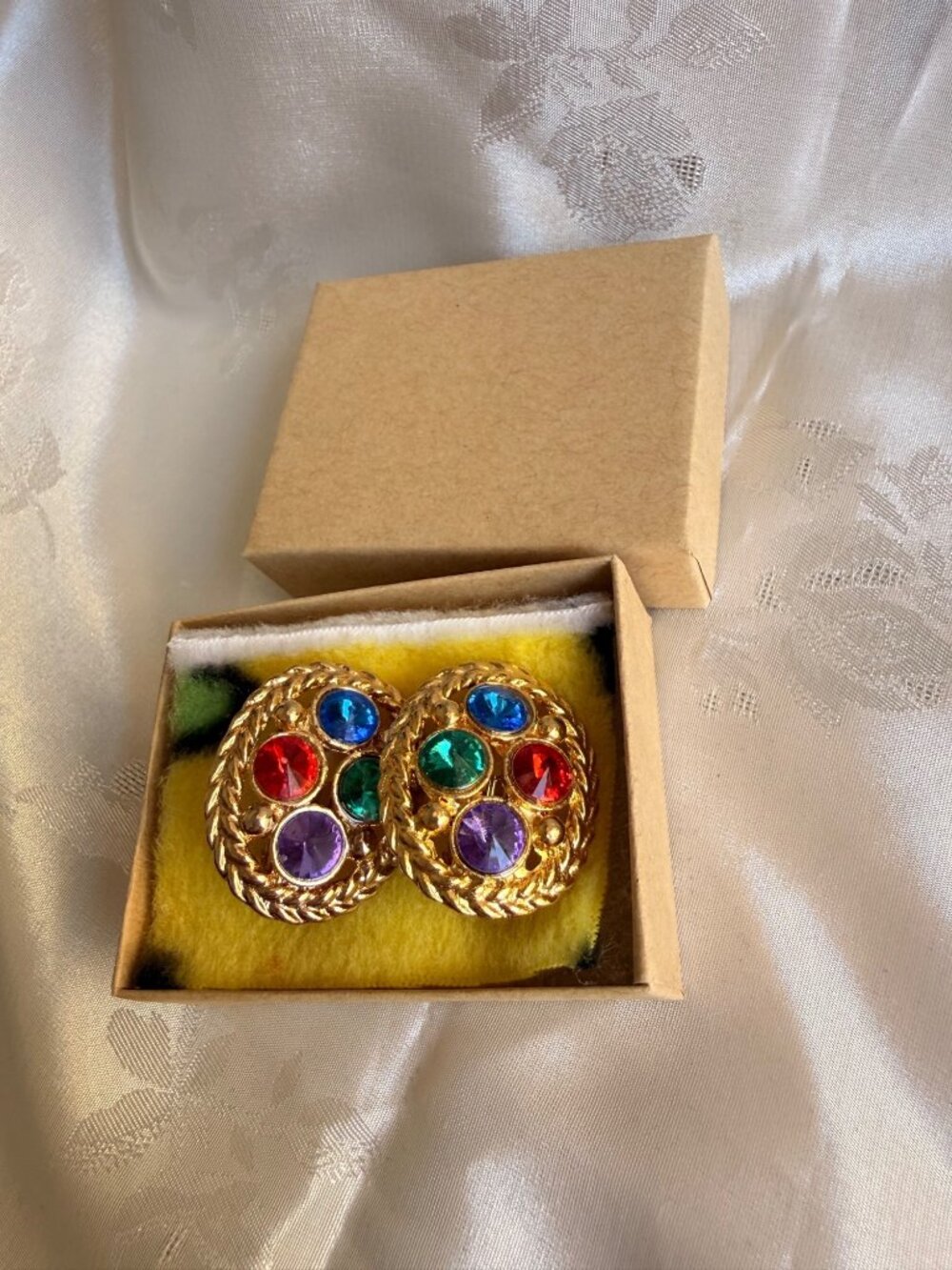 Vintage Gold-Tone Faux Multi-Color Gemstone & Rope Detailing Clip-On Earrings